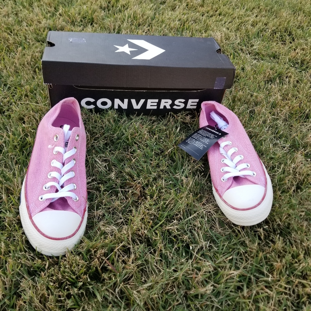Converse Chuck Taylors